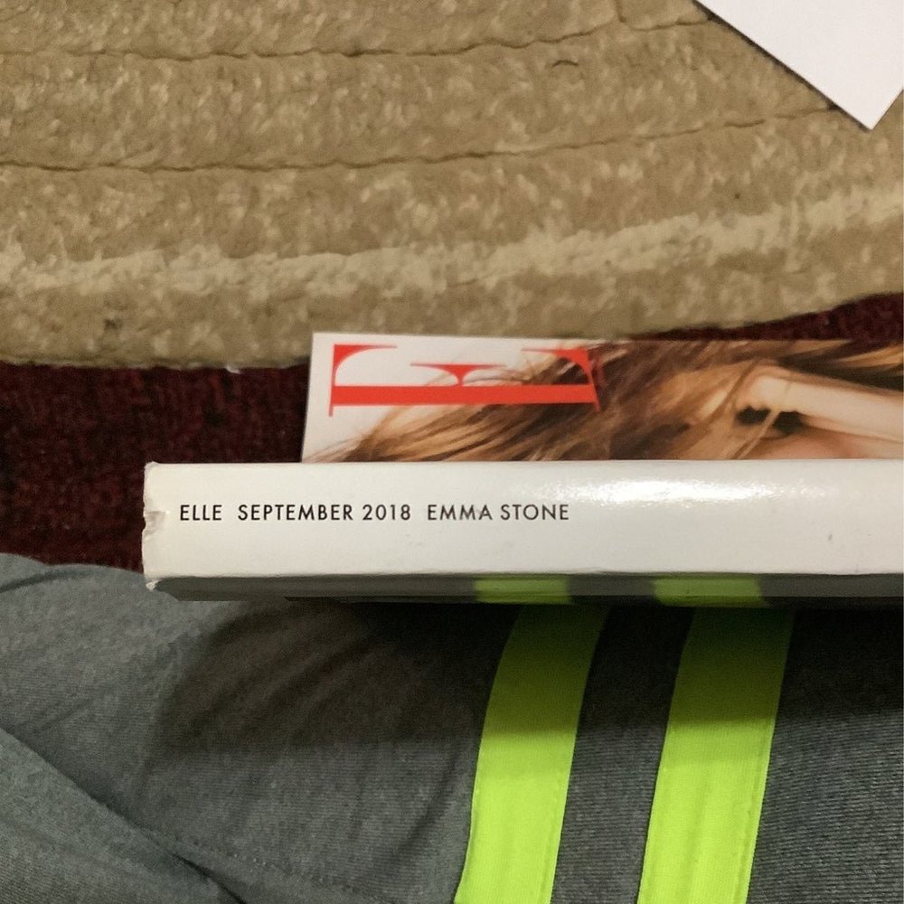 Elle Magazine September 2018 (Emma Stone) - Picture 2 of 3